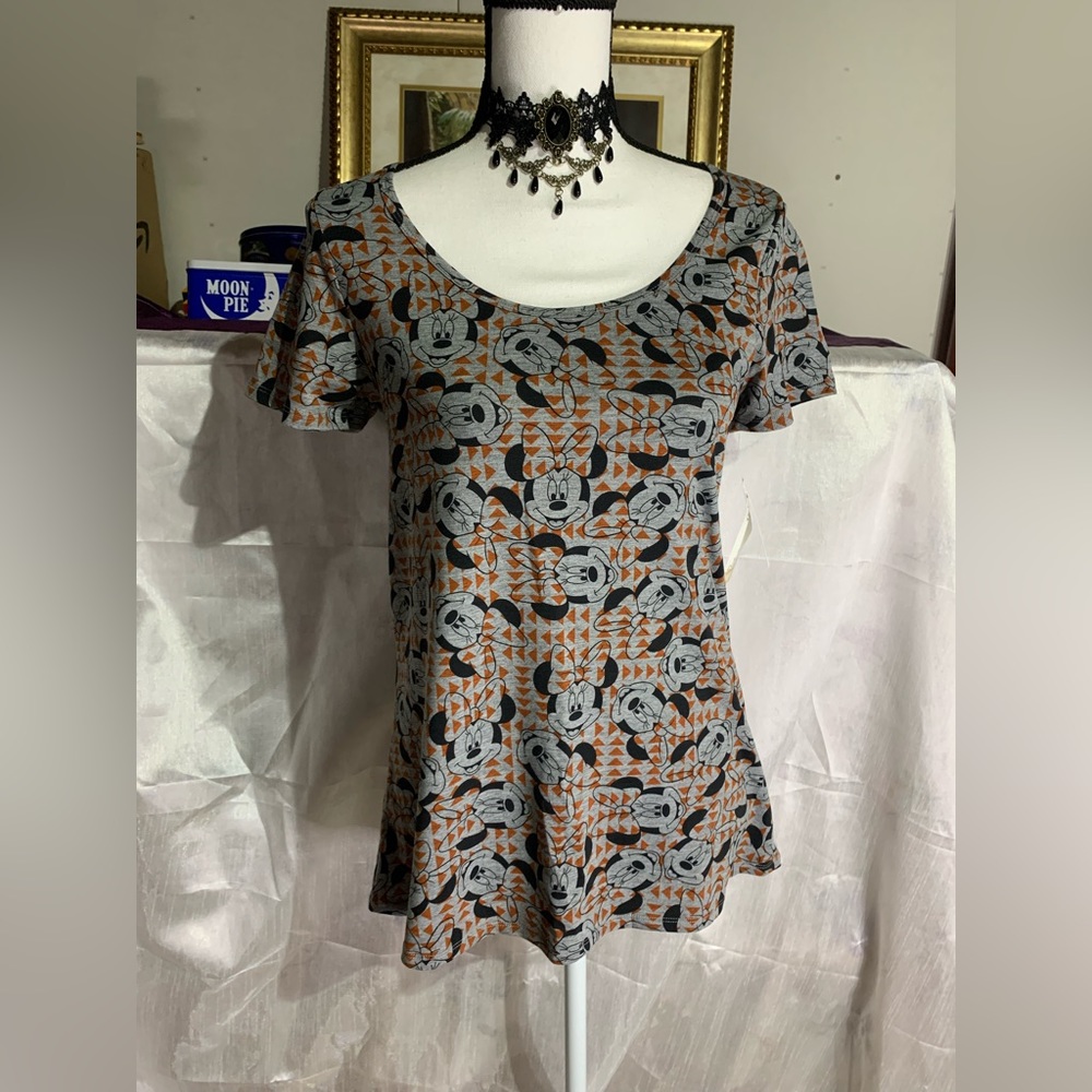 Lularoe Classic T Disney Minnie Mouse Top